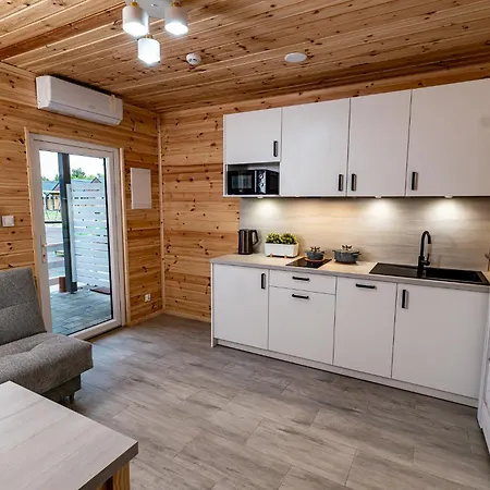 Plazowa Zatoka Basen&jacuzzi Lodge Mielenko